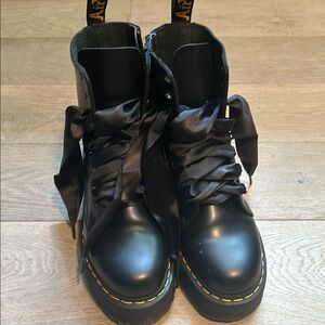 Dr. Martens Platform Jadon Boot
